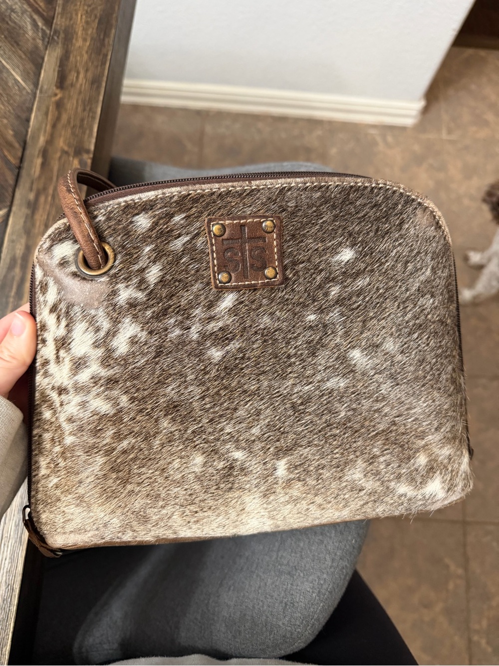 Cowhide STS Ranchwear Conceal Carry Crossbody Purse